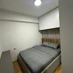 Aleksej Place Modern Near Center With Parking And Garden 아파트 스코페