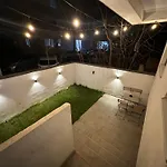 Aleksej Place Modern Near Center With Parking And Garden *