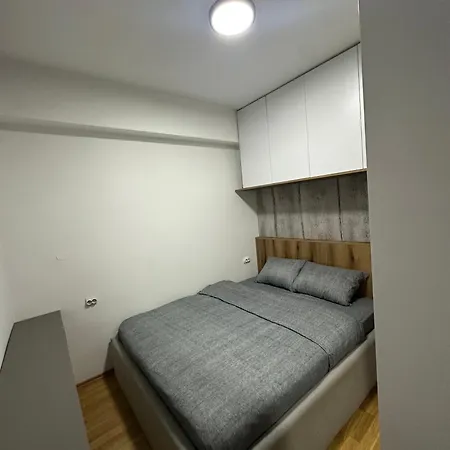 Aleksej Place Modern Near Center With Parking And Garden Apartment Skopje