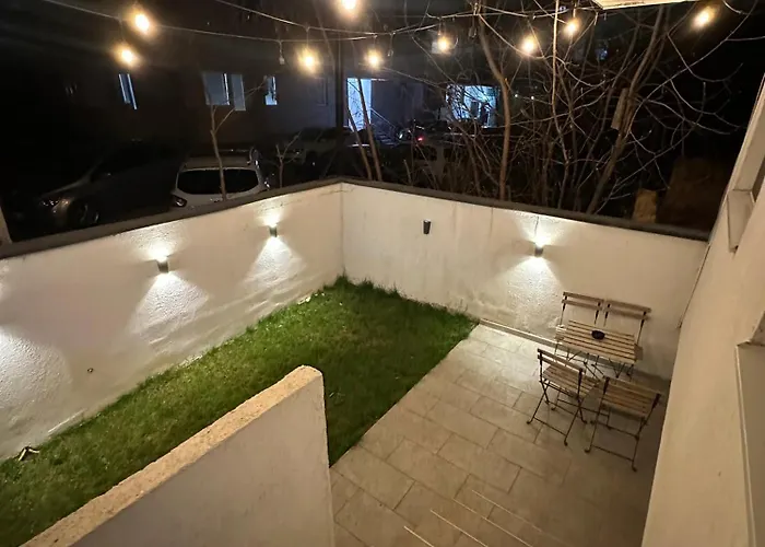 Aleksej Place Modern Near Center With Parking And Garden *